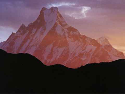 
Machapuchare From Poon Hill - Nepal: Kathmandu Valley, Chitwan, Annapurna, Mustang, Everest (Lonely Planet Pictorial) book
